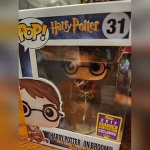 2017 Summer Convention Exclusive Harry Potter On Broom Funko Pop